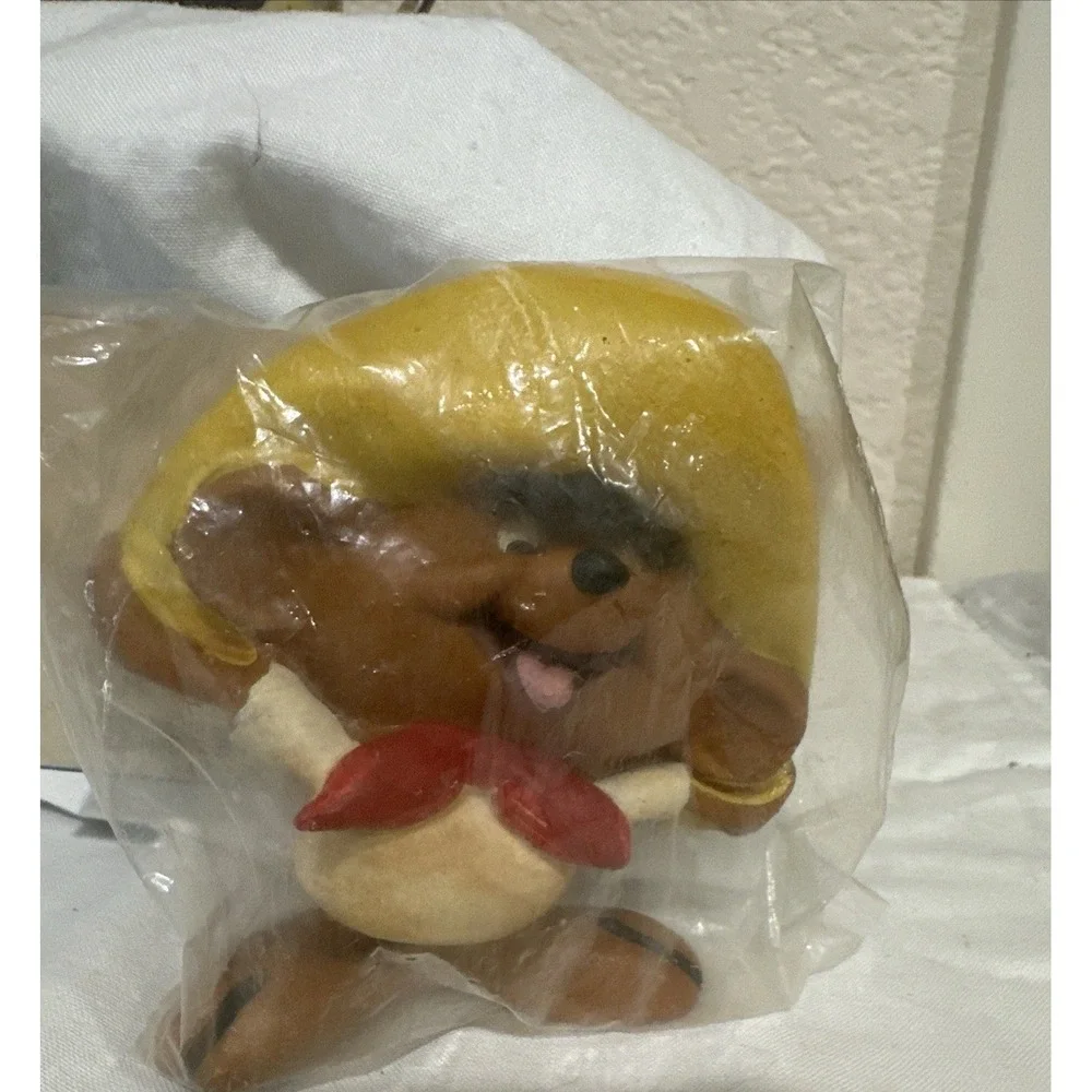 1990's VTG Looney Tunes VO-TOYS V.I.P Vinyl Dog Toy 1992 Speedy Gonzalez